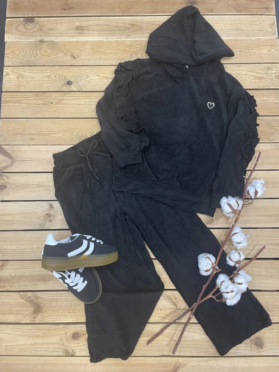 Ensemble Noir velours  | Lena in Love 