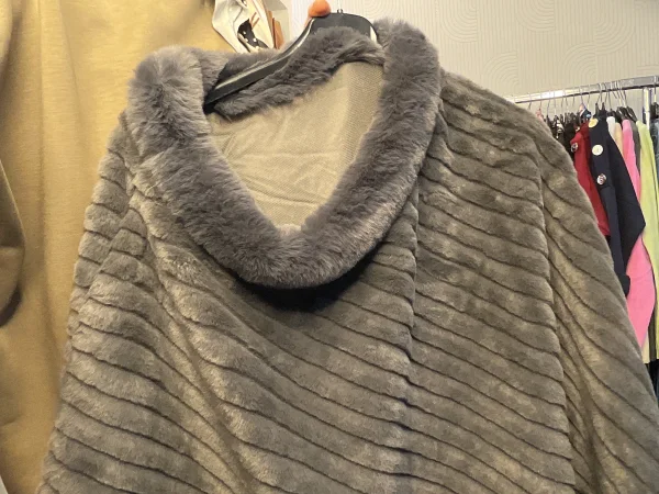 Cape | Astra boutique 