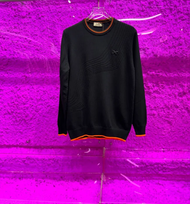 Hermes Paris Sweater Black  | MASSIMOLUXURYOUTLET
