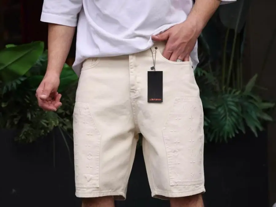 Louis Vuitton Denim Short Beige  | MASSIMOLUXURYOUTLET