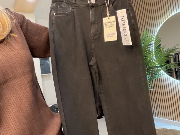 Jeans | Astra boutique 