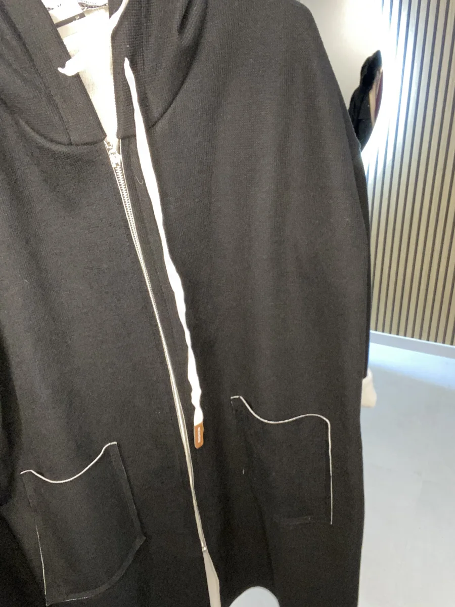 Gilt noir | Astra boutique 