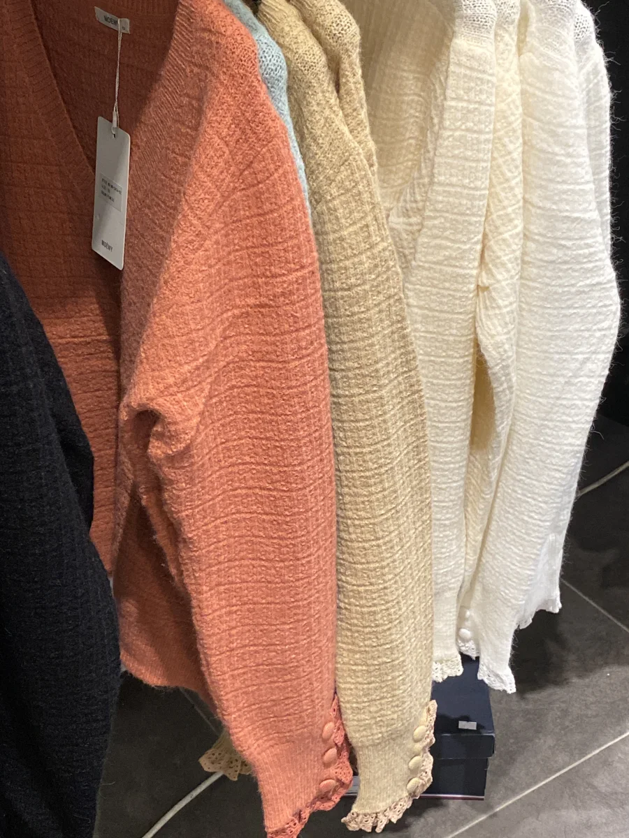 pull 24 | Astra boutique 