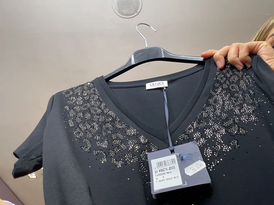 T  | Astra boutique 