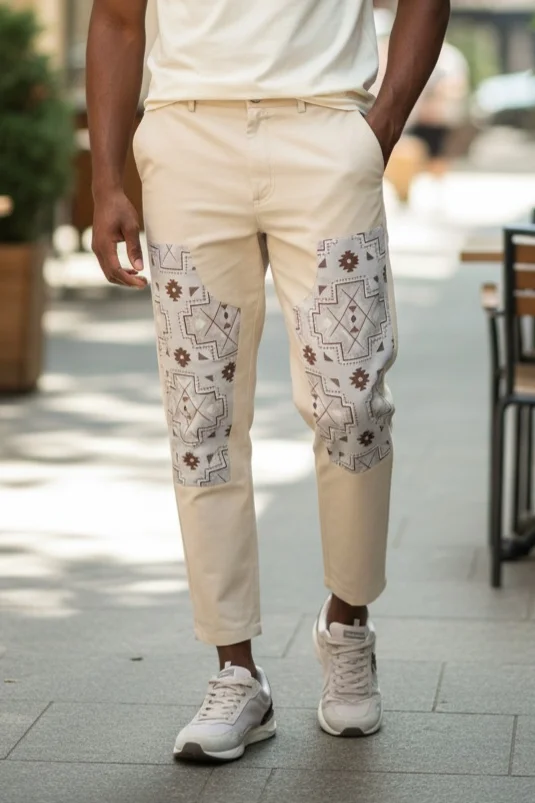 Calça homem Frilivin em olograma Nude  | definne