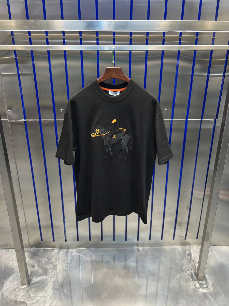 Hermes Paris T-Shirt Black Hors  | MASSIMOLUXURYOUTLET