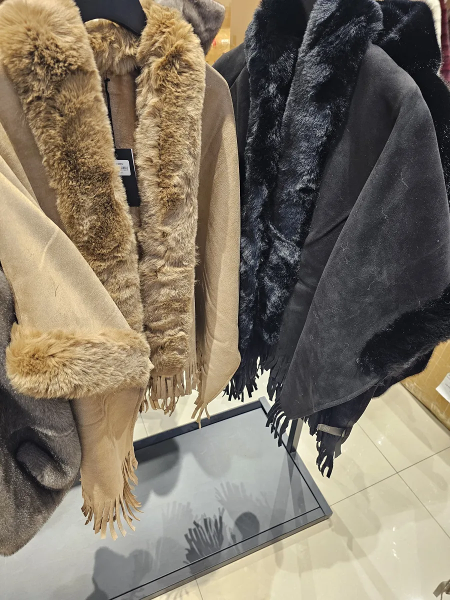 2 Cape Guigui | Dresses of my World