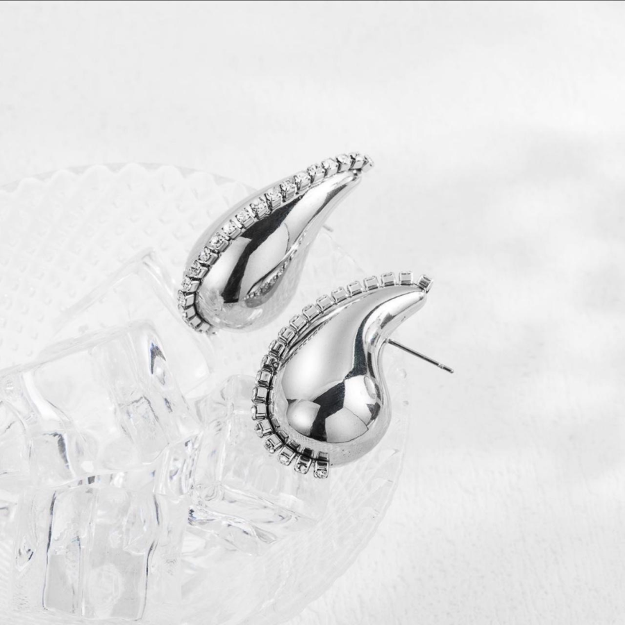 WATER DROPLET Rhinestone Earrings Silver | 💖 𝕄𝕠𝕕𝕖𝕝 𝔻𝕠𝕝𝕝 💖💋