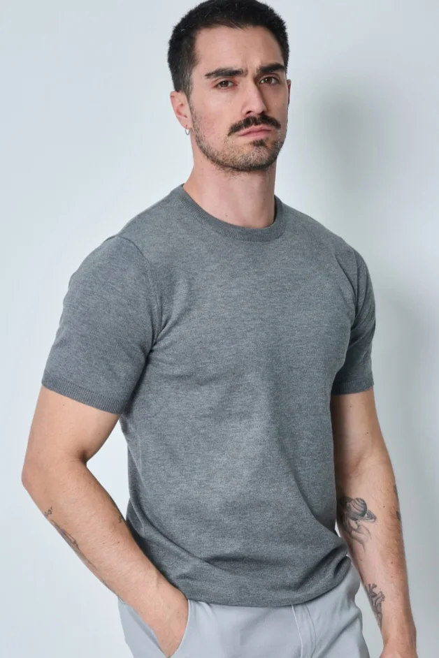 PRÉ-RESERVA T-Shirt malha Basica Cinza | definne