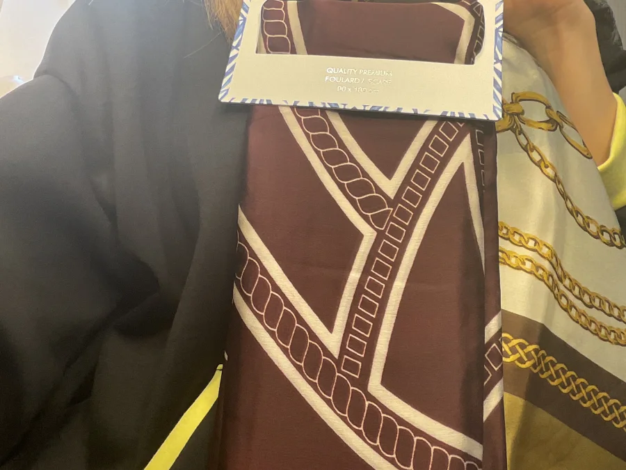 Foulrad | Astra boutique 