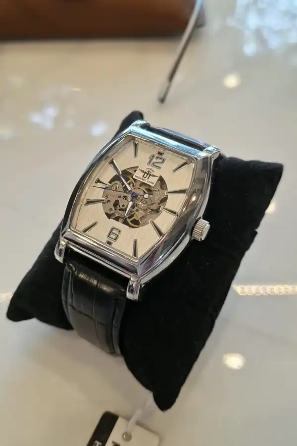 Relógio Michael John automático Black & Silver Fundo branco | Definne