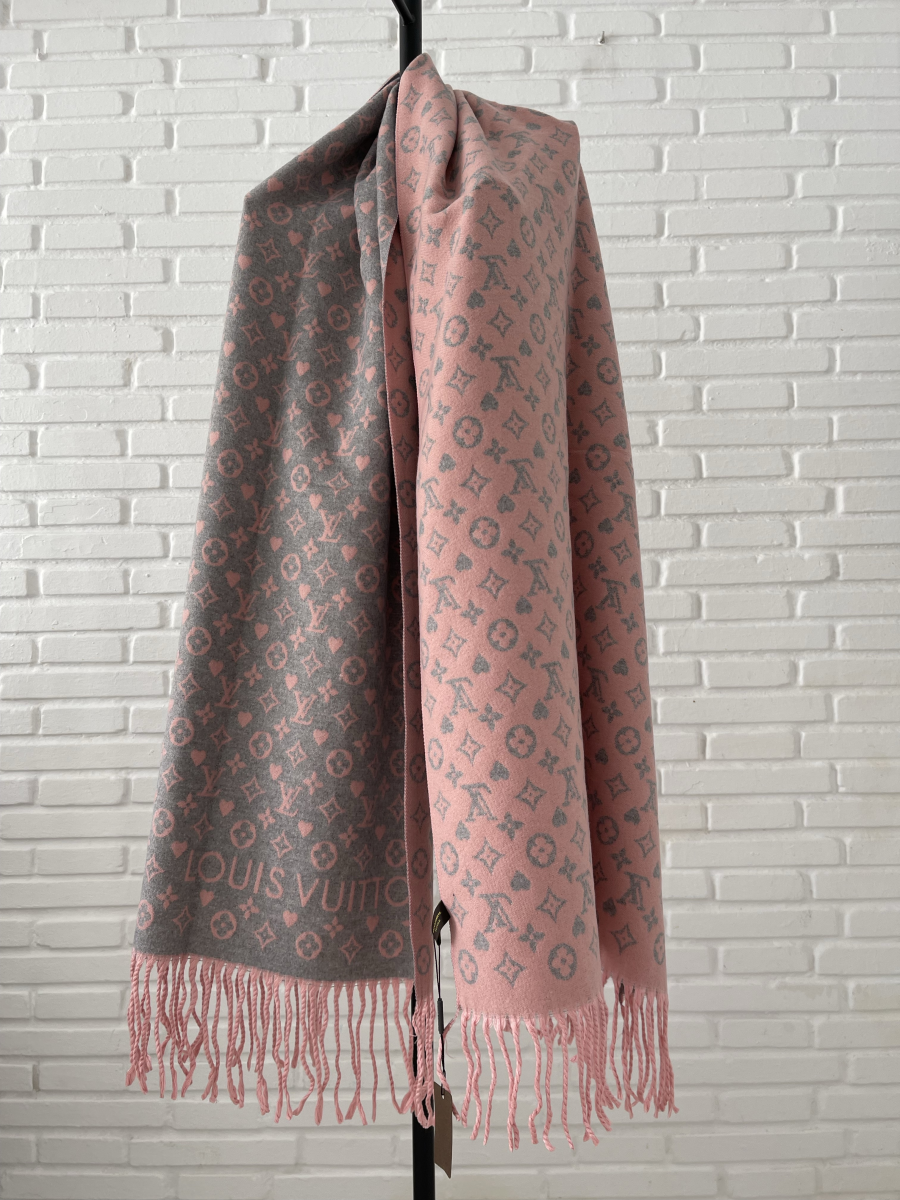Louis Vuitton Scarves Rose Unisex | MASSIMOLUXURYOUTLET