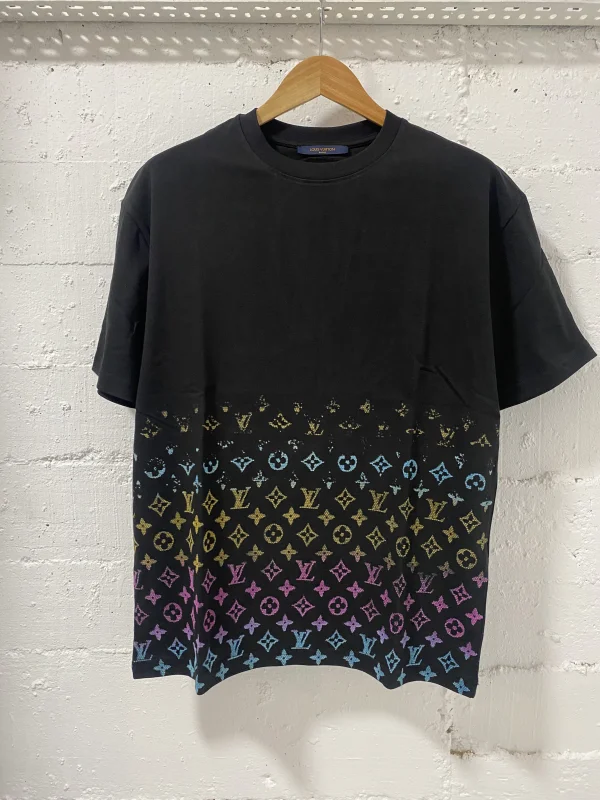 Louis Vuitton T-Shirt Monogram Print  | MASSIMOLUXURYOUTLET