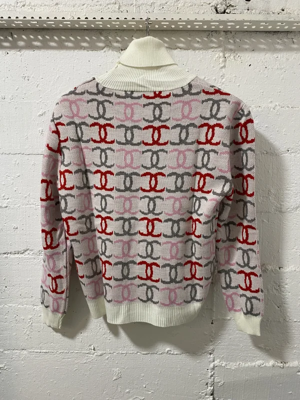 Chanel Paris Sweatshirt Color Print  | MASSIMOLUXURYOUTLET