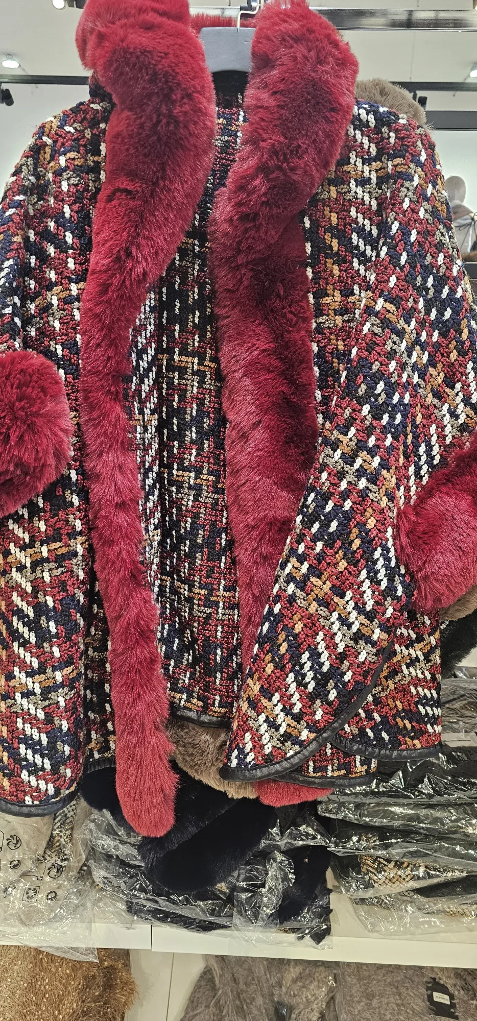 Cape Nath | Dresses of my World