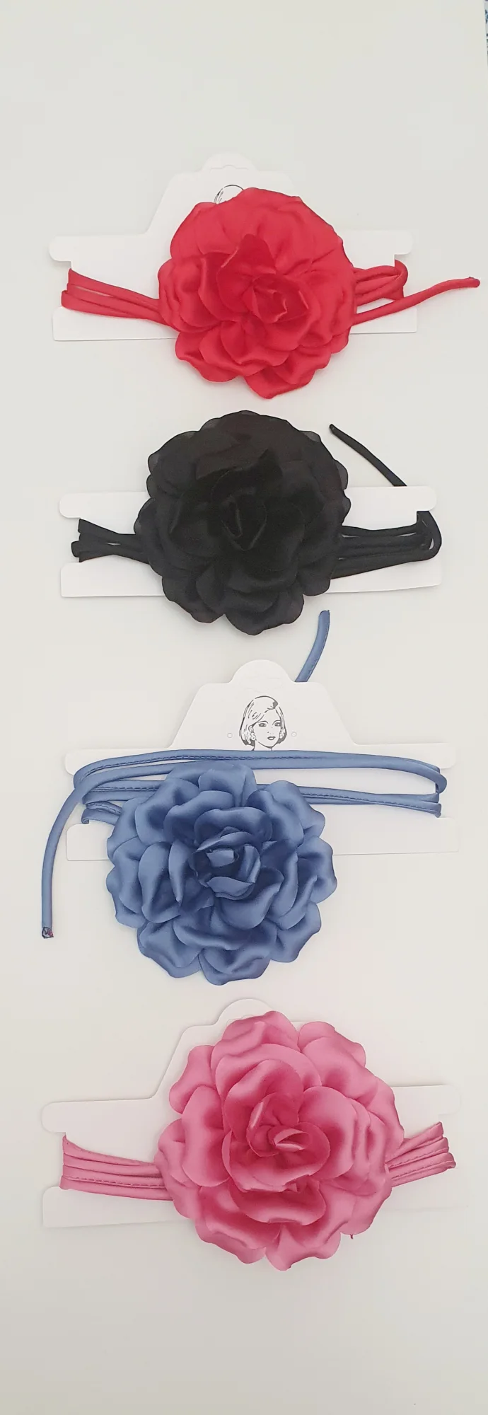 Collarino con fiore  | Maelle B. Fashionlab 