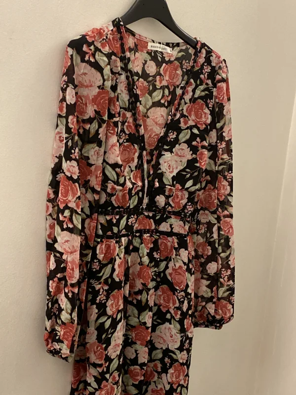 Robe fleurie  | Astra boutique 