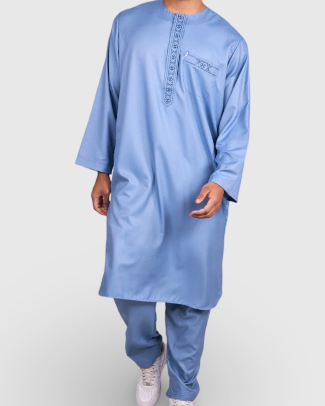 ENSEMBLE PAKISTANAIS 2 PIÈCES – QAMIS & PANTALON BLEU CIEL | AMCOSMETIK