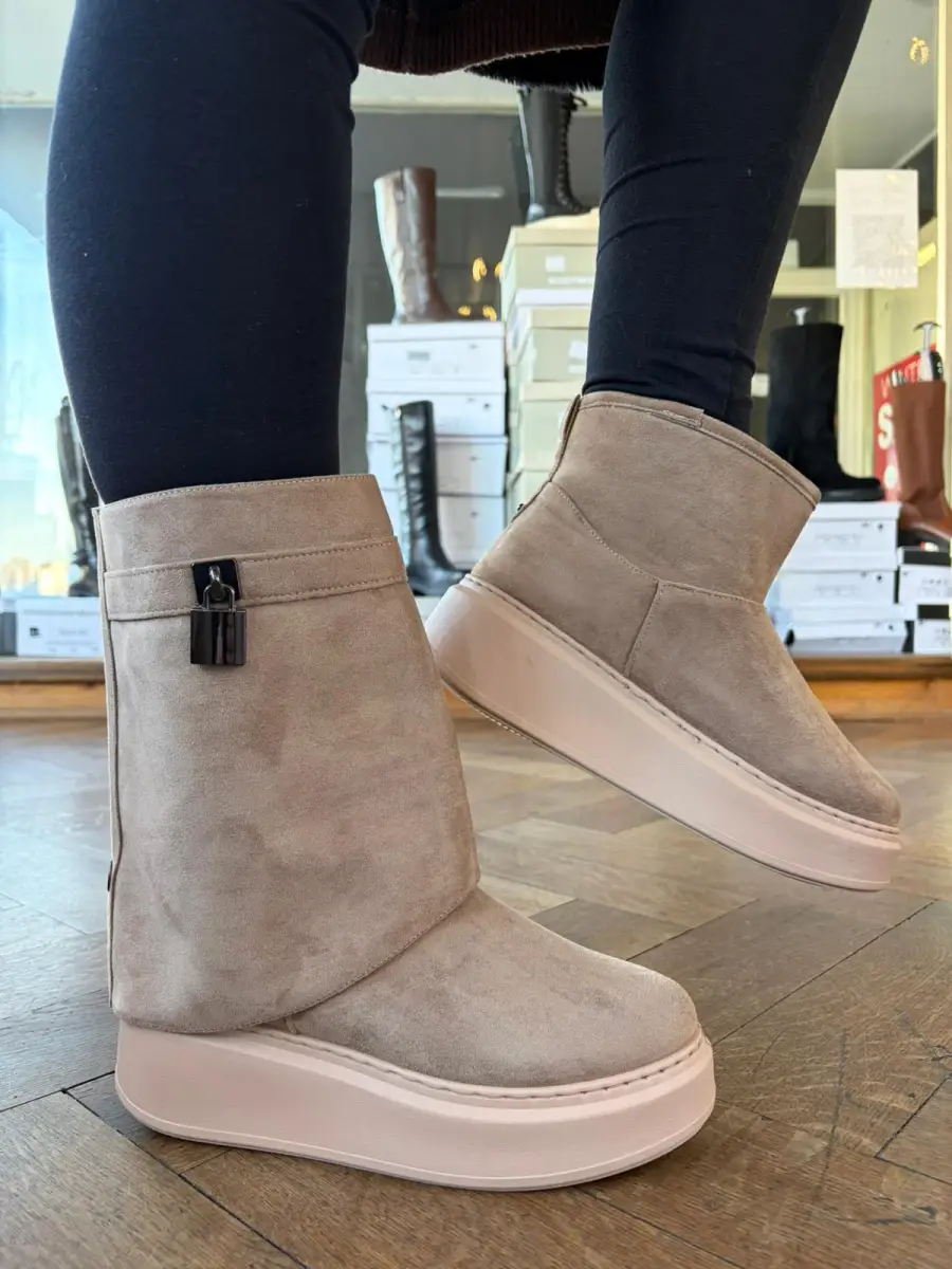 Boots 1300 (2 Farben) fallen kleiner aus! | Lieblings Schuhe 