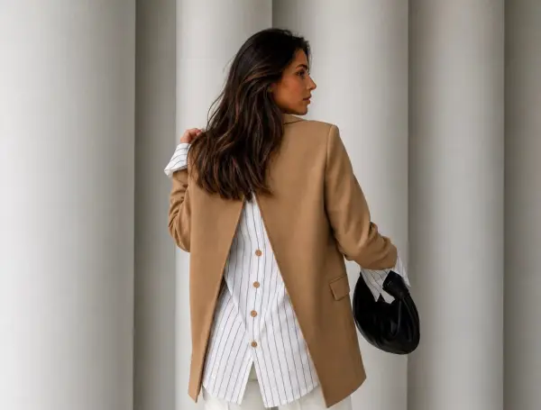 Veste ouvert au dos | Pink Corner 974
