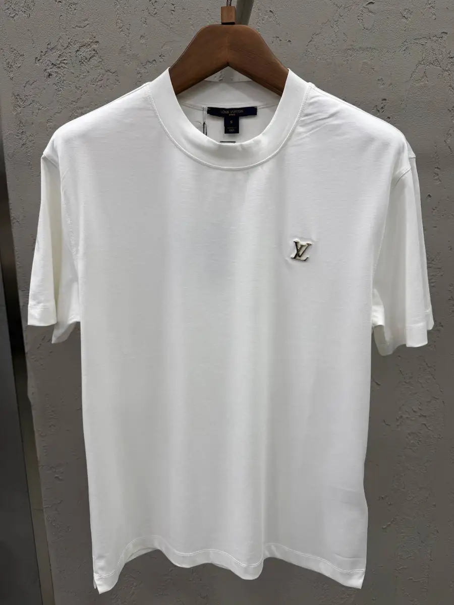 Louis Vuitton T-Shirt White/White Metal | MASSIMOLUXURYOUTLET