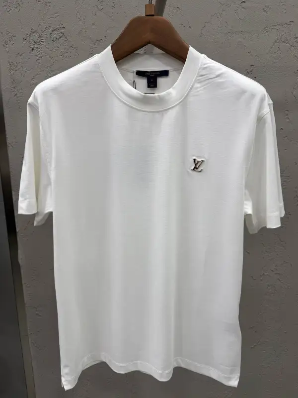 Louis Vuitton T-Shirt White/White Metal | MASSIMOLUXURYOUTLET