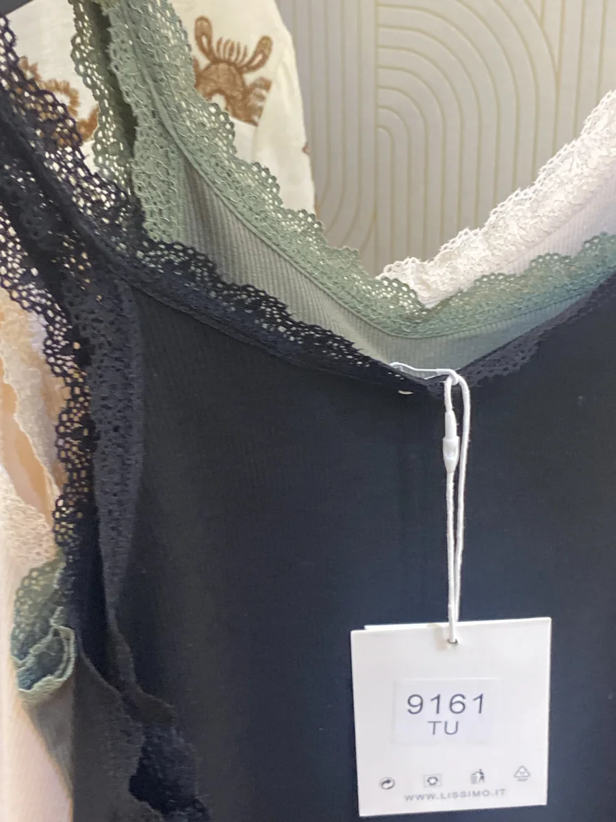 Top | Astra boutique 