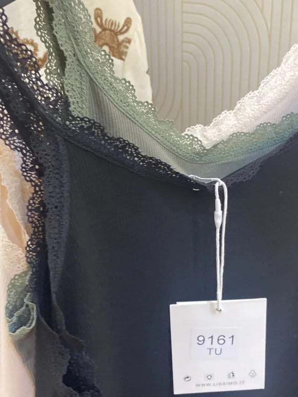 Top | Astra boutique 