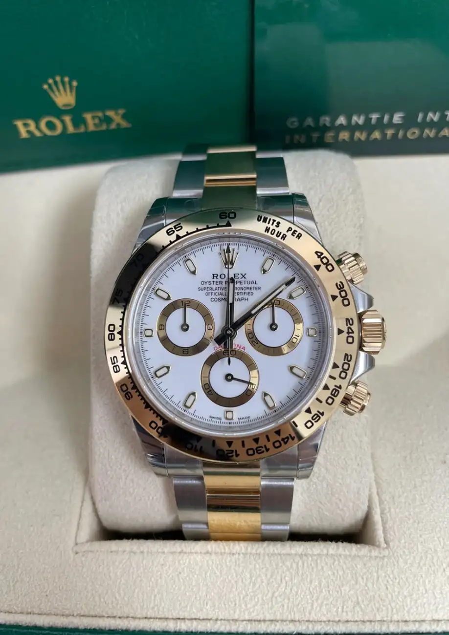 ROLEX DAYTONA "DUBAI"

                                        (SCATOLA E CERTIFICATI INCLUSI) | Fastfashionitalia