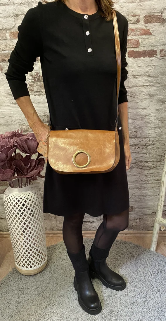 Robe noir | Jus de coco 