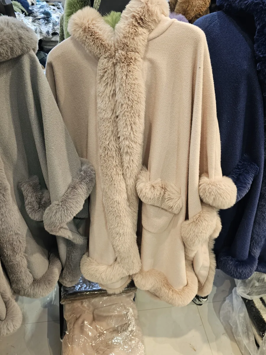 Poncho Christine  | Dresses of my World