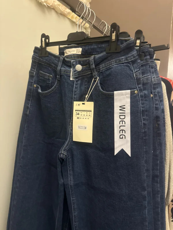 Jeans aa | Astra boutique 