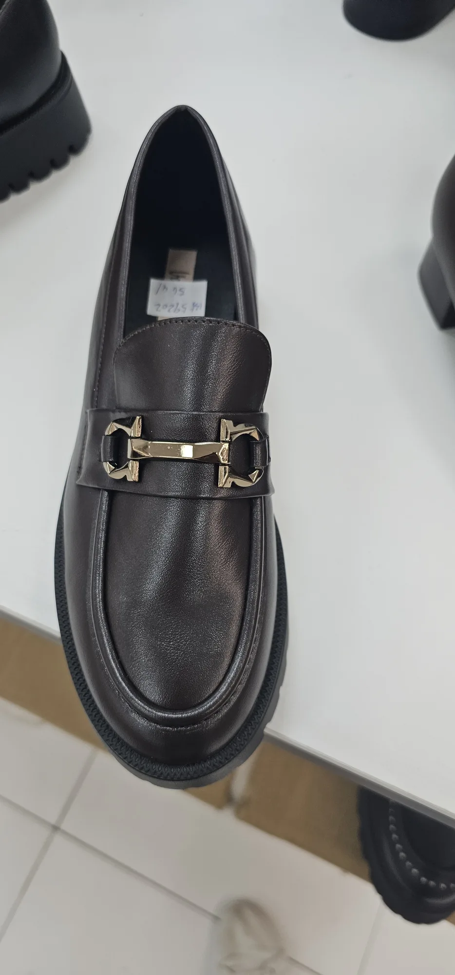 Mocassin Radia | Dresses of my World