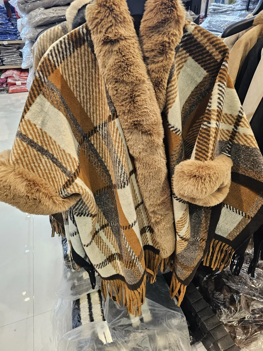 Cape Niya | Dresses of my World