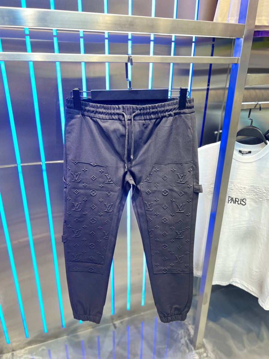 Louis Vuitton Pants Black | MASSIMOLUXURYOUTLET