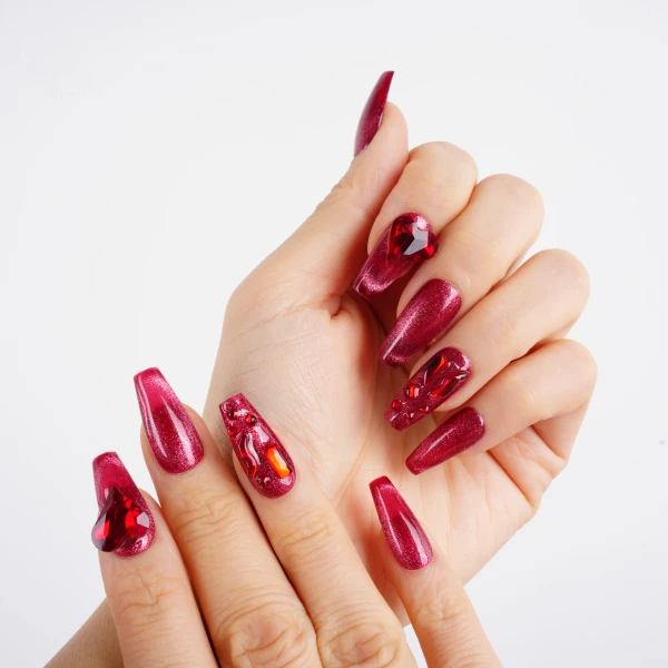 Ruby Christmas | Selle