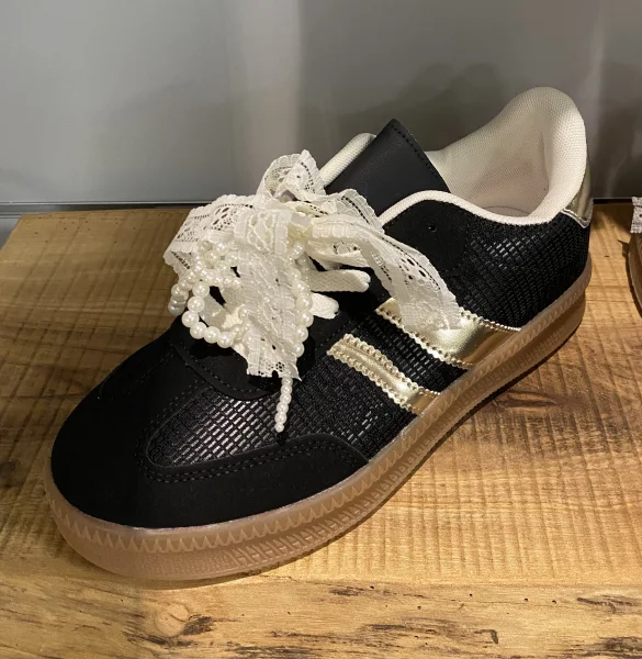 Baskets 9987 | Jus de coco 