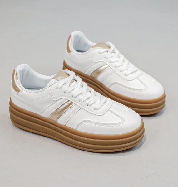 Baskets 33-28 | Jus de coco 