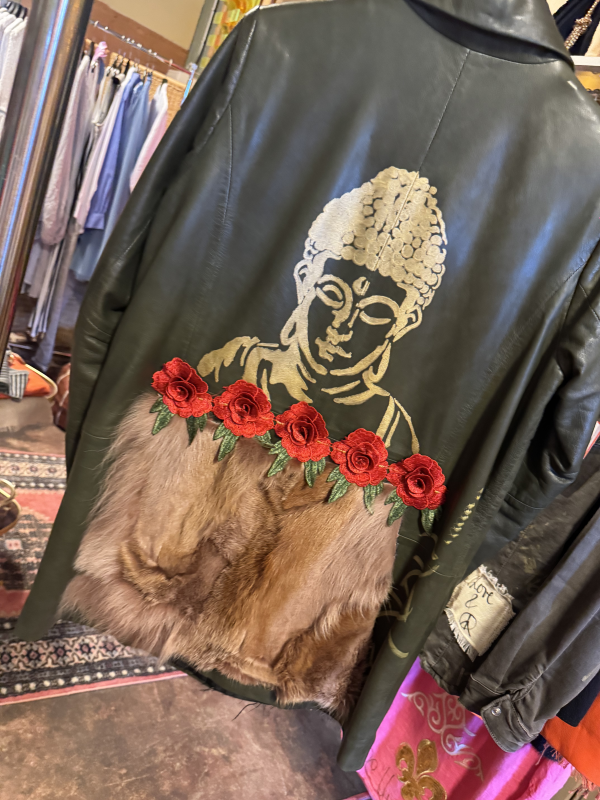 BUDDHA & FUR | TRUE QUEEN SWDN