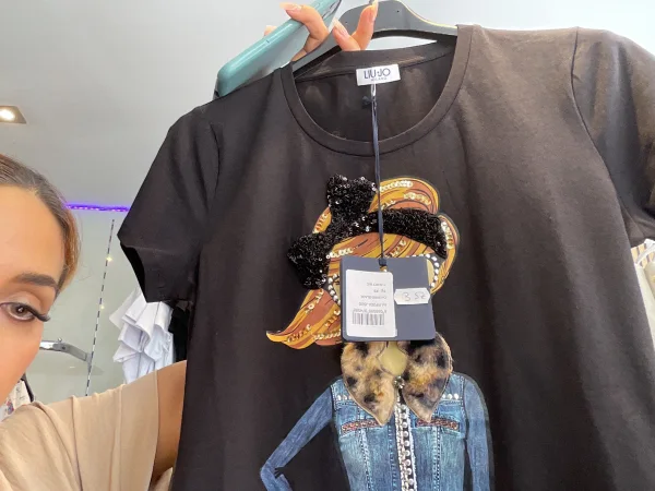 T sh XS | Astra boutique 