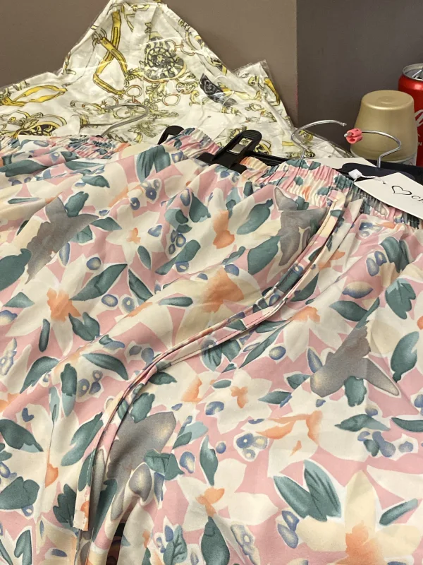 short  | Astra boutique 