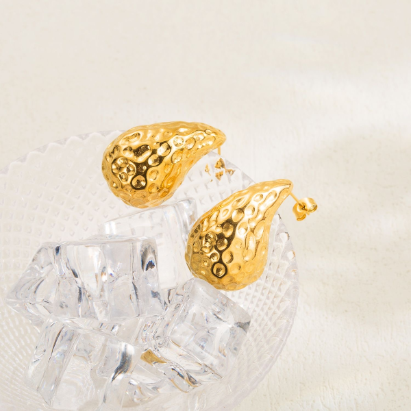 WATER DROPLET Textured Earrings Gold | 💖 𝕄𝕠𝕕𝕖𝕝 𝔻𝕠𝕝𝕝 💖💋