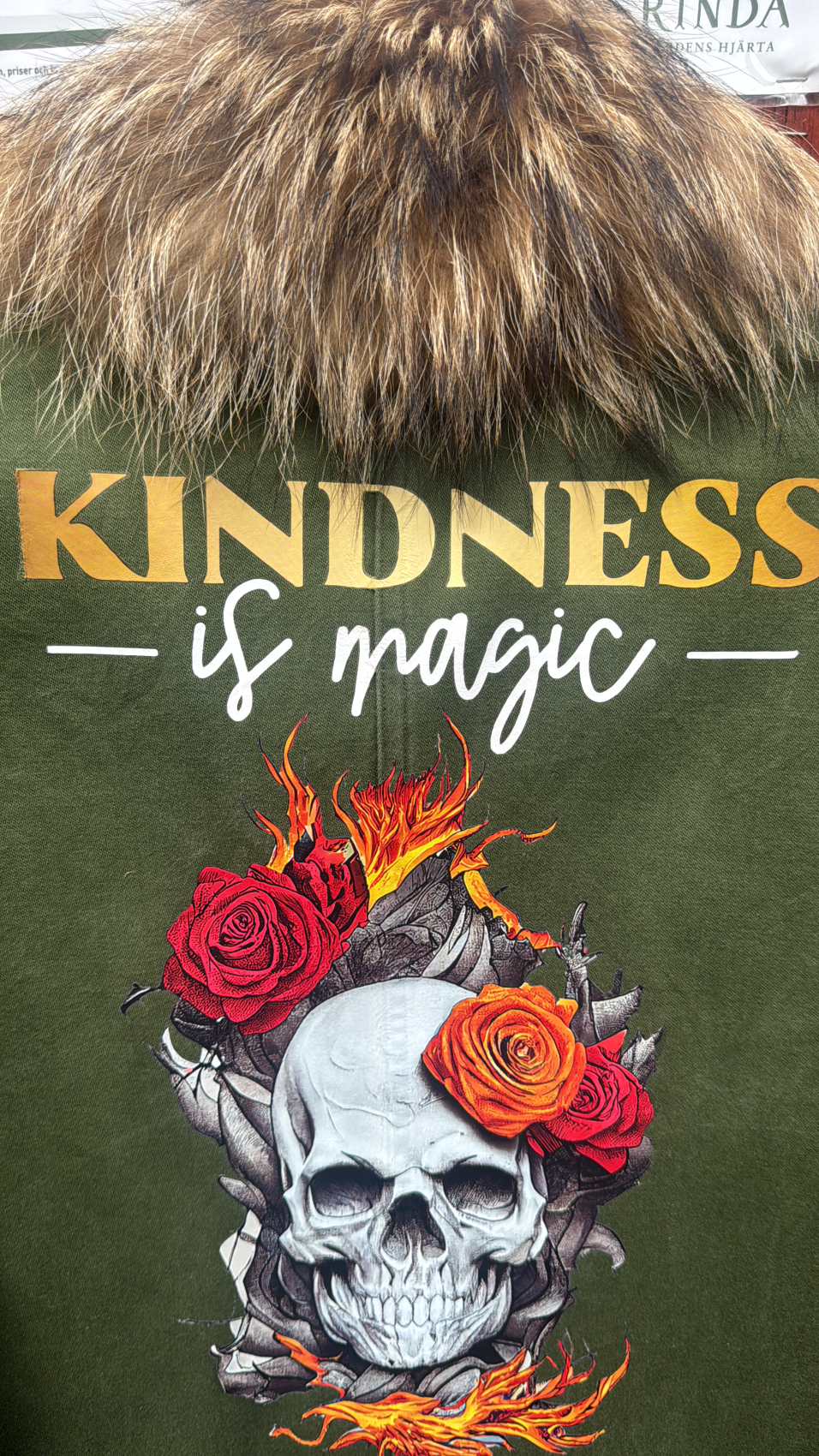 Redesign Danish Armyjacket ”Be Kind” | TRUE QUEEN SWDN