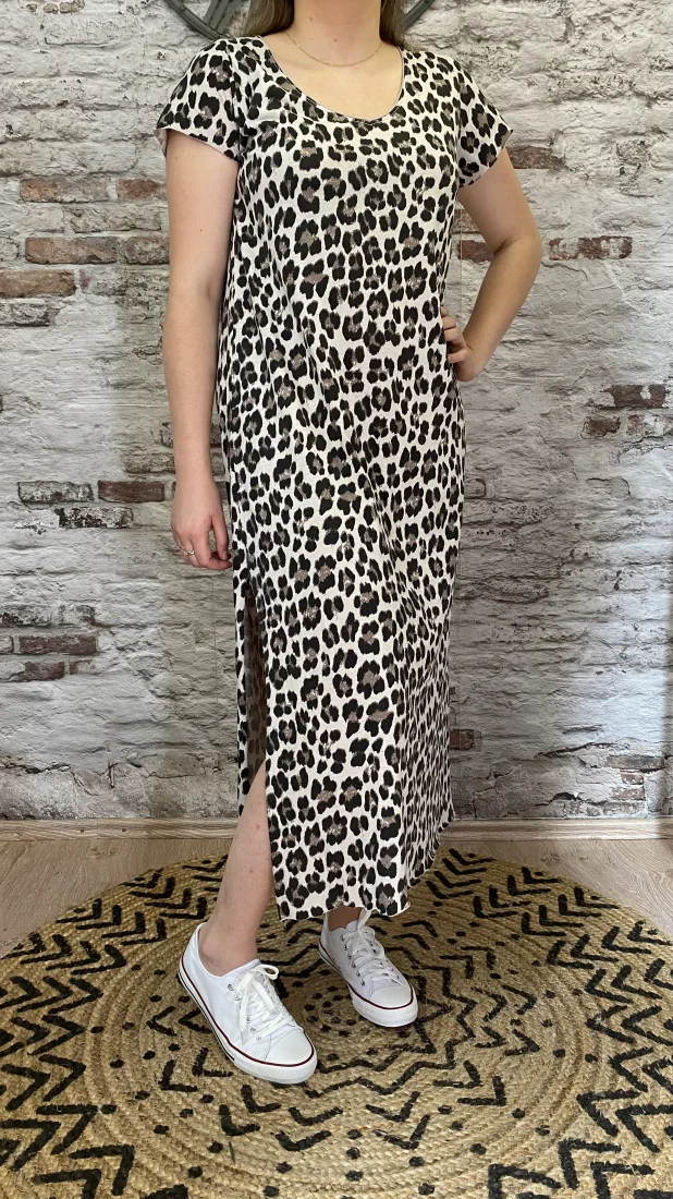 Robe léopard | Jus de coco 