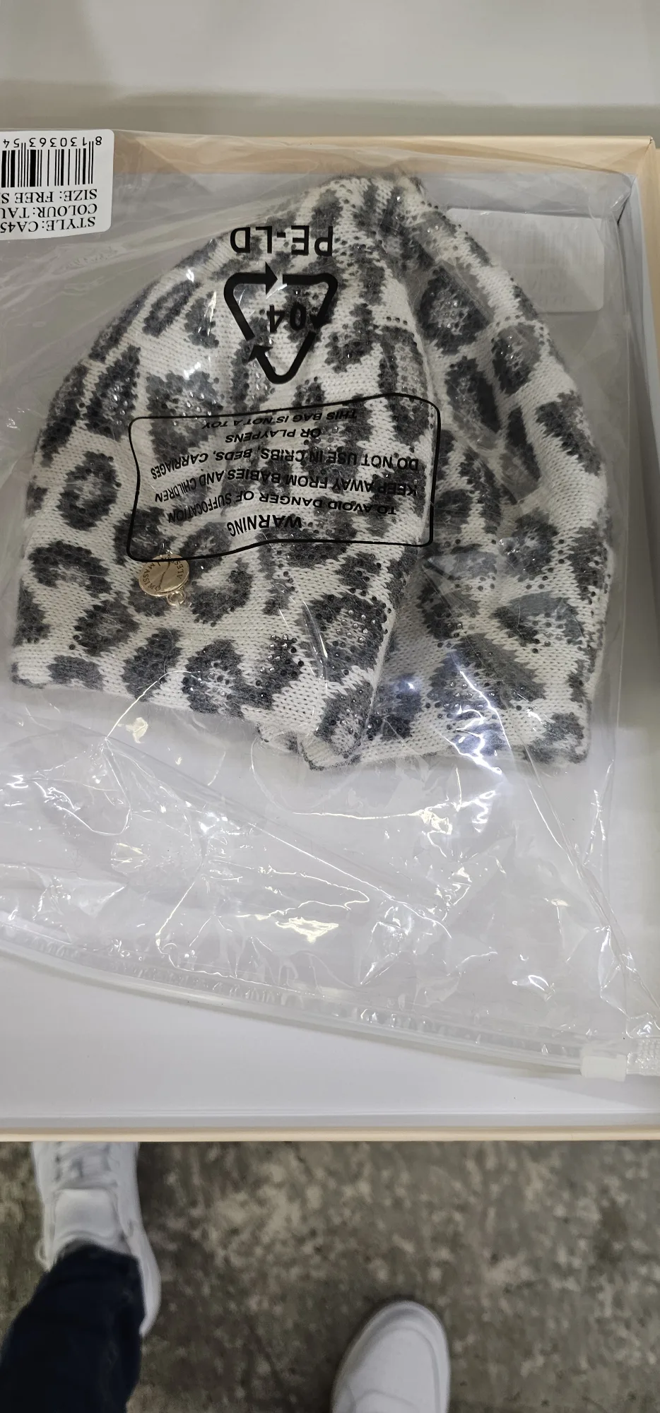 Beret Nitha | Dresses of my World