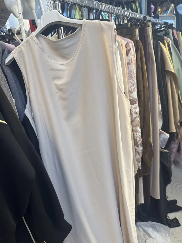  robe basique  | Astra boutique 