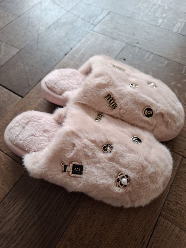 Hausschuhe  8011 (4 Farben) | Lieblings Schuhe 