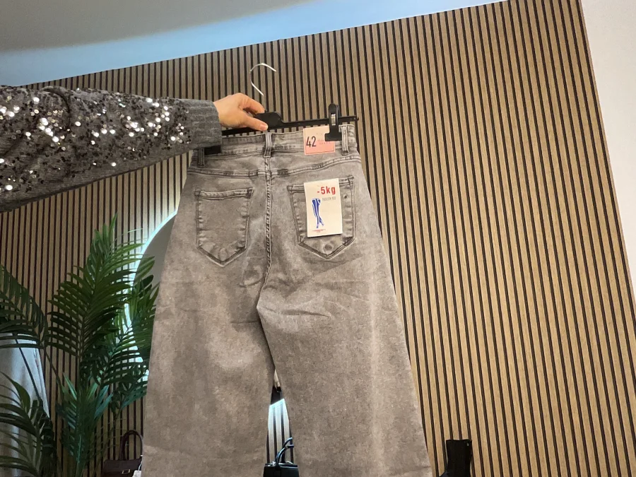 J42 | Astra boutique 