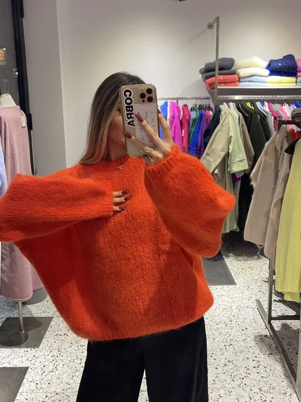 OVERSIZED KNITTED SWEATER | Salsa Color