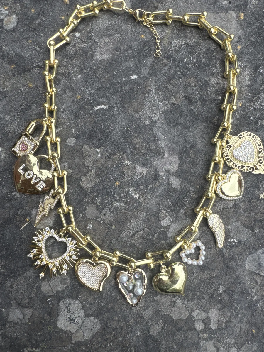 LOVE & LUCKY CHARM STATEMENT NECKLACE ✨ | TRUE QUEEN SWDN